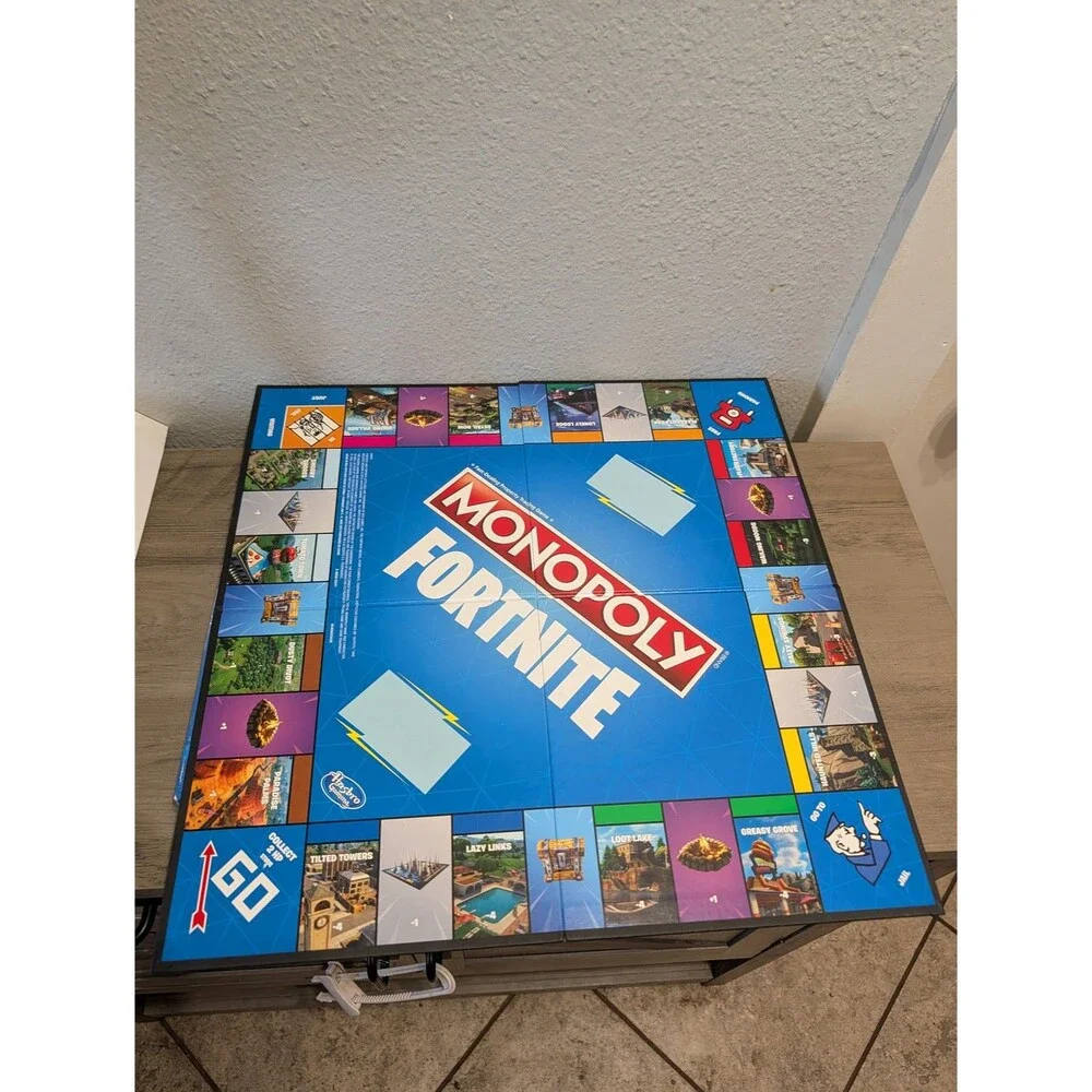Monopoly Fortnite Edition Board Game Hasbro 2018 E6603 Blue Box 2-7